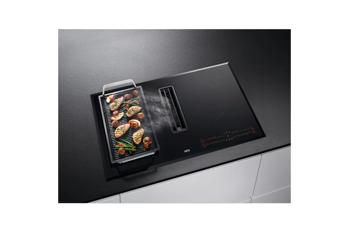 AEG 80cm Induction Extractor Hob Duct Out | CDE84543FB