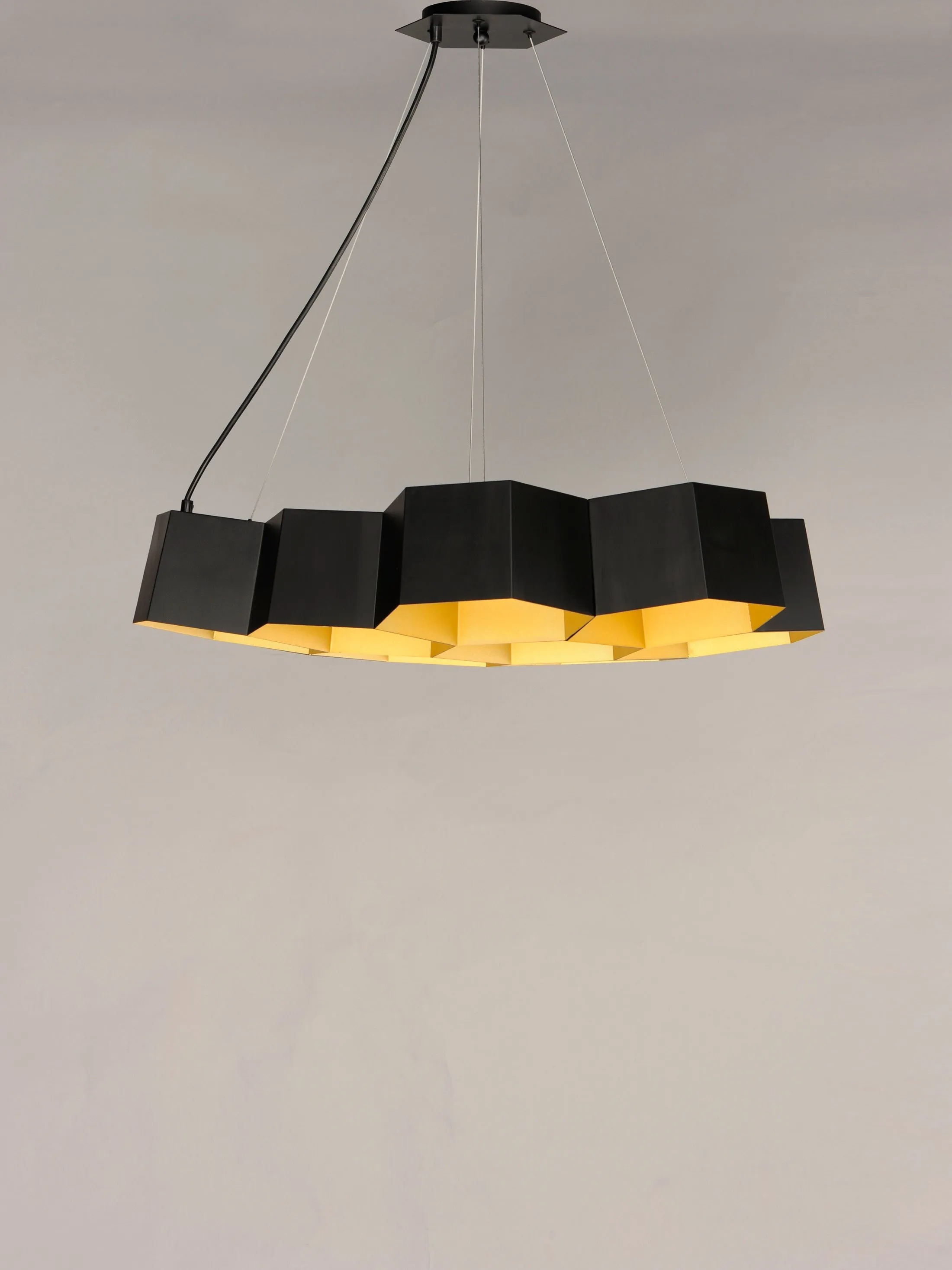 Honeycomb 10-Light LED Chandelier