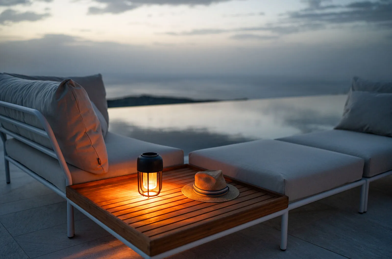 Light No.1 Portable Outdoor Lamp