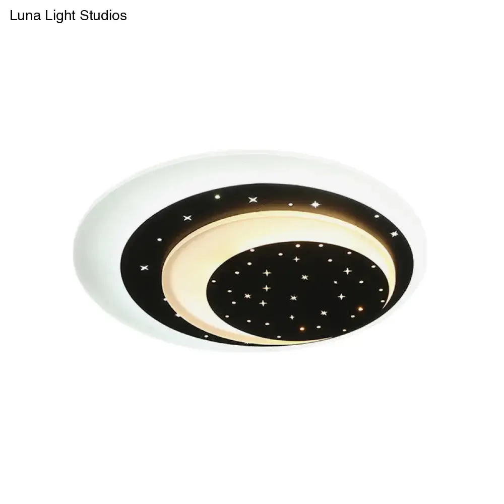 Starlit Acrylic Crescent LED Ceiling Light: A Romantic Flushmount for Girls' Bedroom