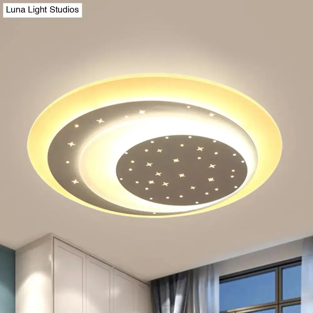 Starlit Acrylic Crescent LED Ceiling Light: A Romantic Flushmount for Girls' Bedroom