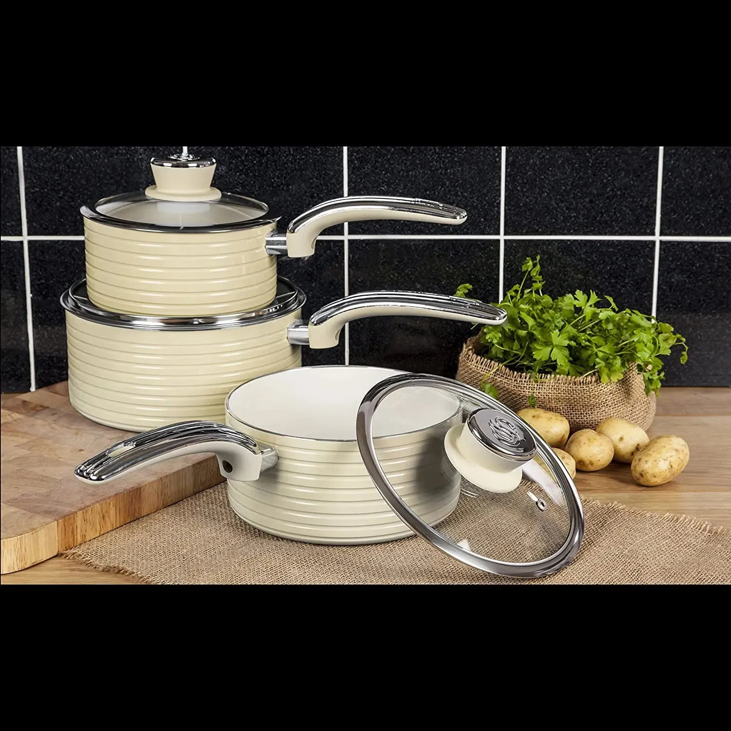 Swan Retro 3 Piece Saucepan Set Cream